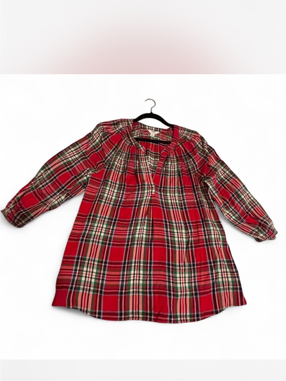 Crown & Ivy sz Small red white green festive plaid peasant blouse holiday party